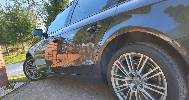 Audi A4 cena 59999 przebieg: 210000, rok produkcji 2014 z Maków Mazowiecki małe 742